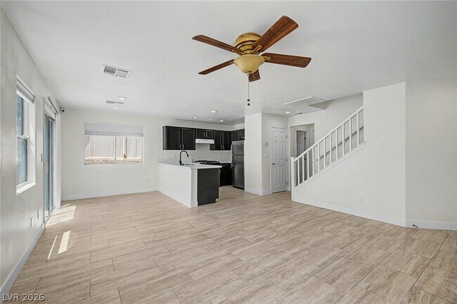 Foto del edificio - 8168 New Leaf Ave