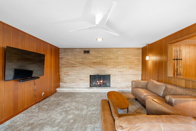 Foto del edificio - 3827 NE Holman St