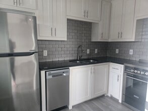 Building Photo - 3015 Bryant Irvin Rd N