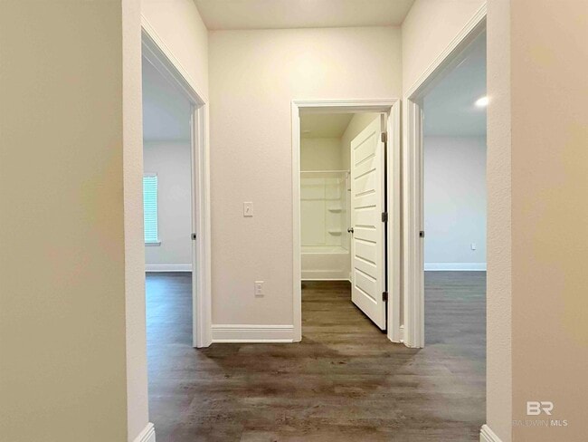 Foto del edificio - 30837 Semper Dr