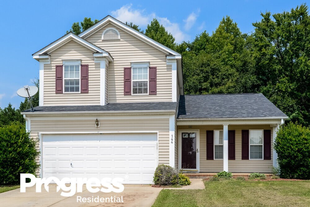 Foto principal - 144 Brookstone Dr