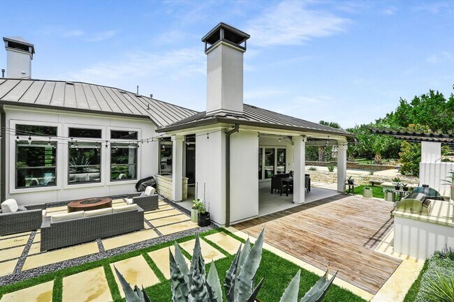 Foto del edificio - 14725 Copper Ridge Ln