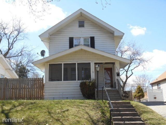 Primary Photo - 2504 Western Ave