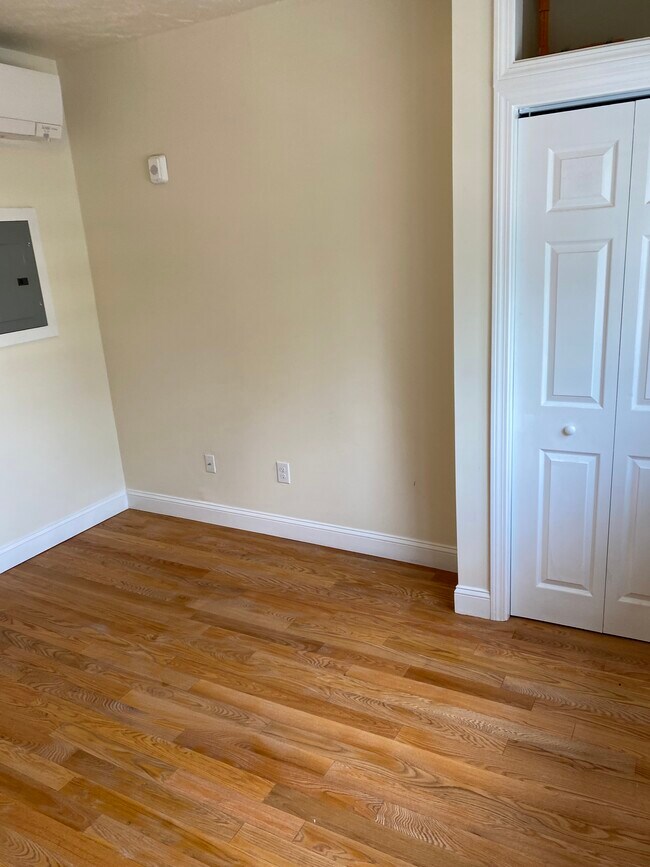 Foto del edificio - 269 Bolton St