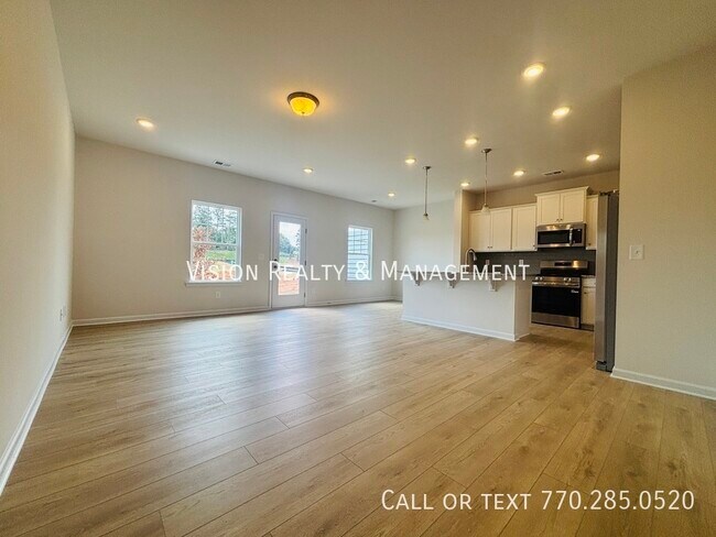 Building Photo - 206 Bastian Dr