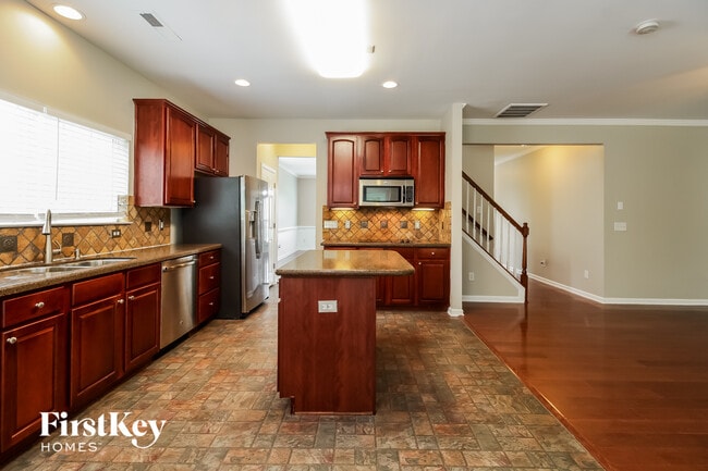 Building Photo - 3833 Tonsley Pl