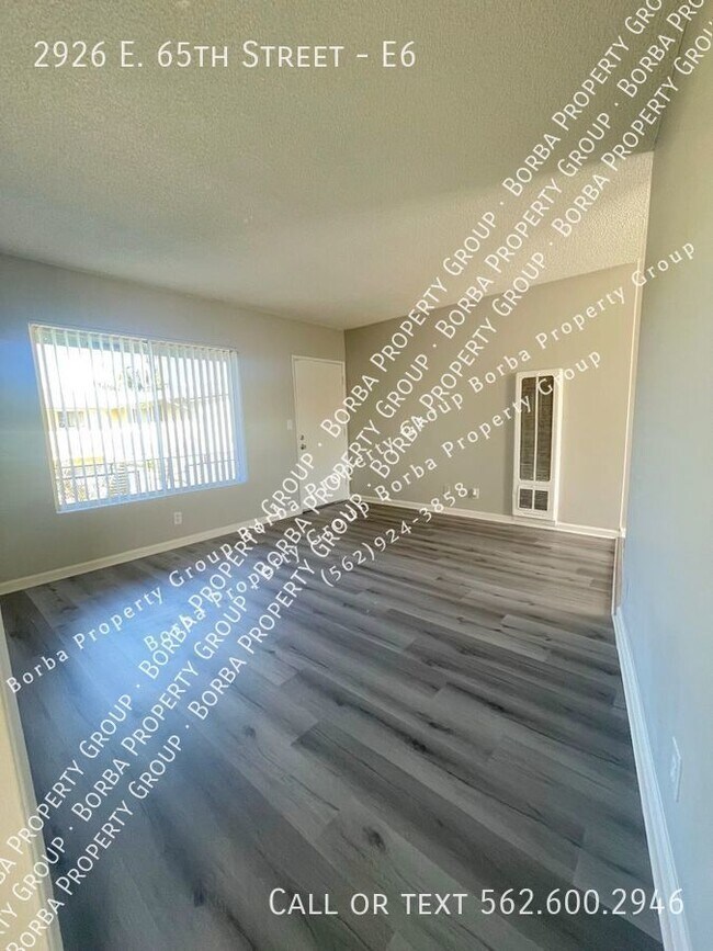 Building Photo - STUNNING EXTRA LARGE UPSTAIRS 2 BEDROOM 1 ...