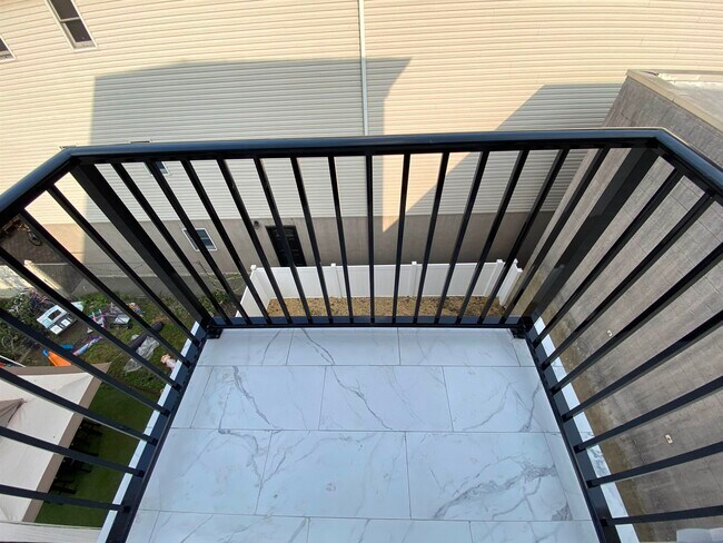 Foto del edificio - 176 Avenue F