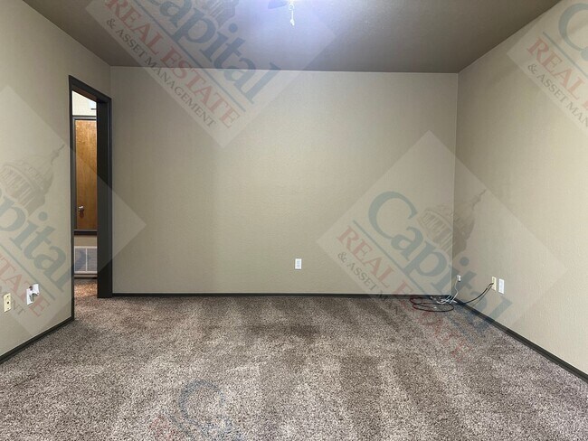 Foto del edificio - 2 Bedroom Duplex