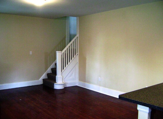 Photo - 212 N Summit St House