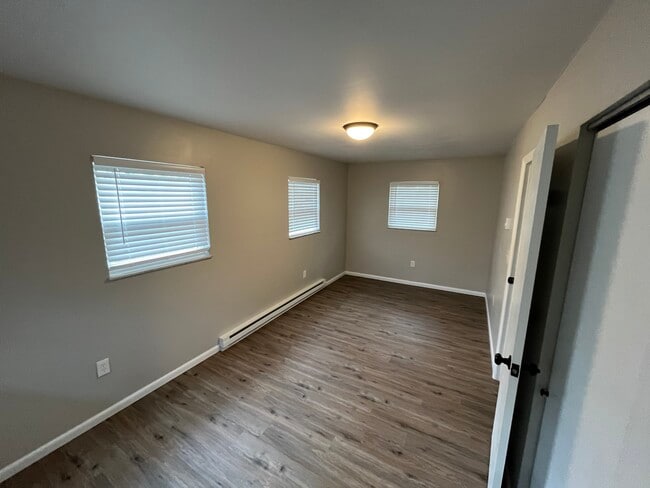 Building Photo - 816 Tokay Ln