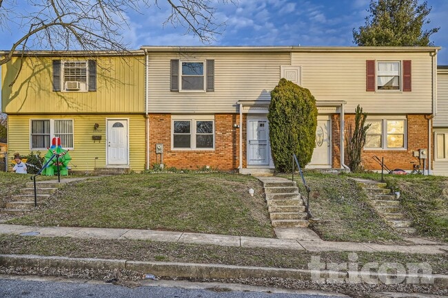 Building Photo - 12345 Bonfire Dr