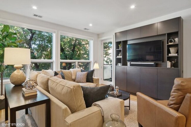Foto del edificio - 1307 W Wrightwood Ave