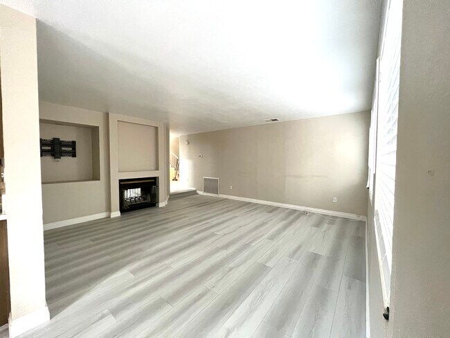 Foto del edificio - 40037 White Leaf Ln