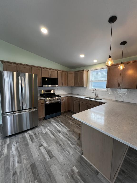 Foto del edificio - 6520 Ridge Rd