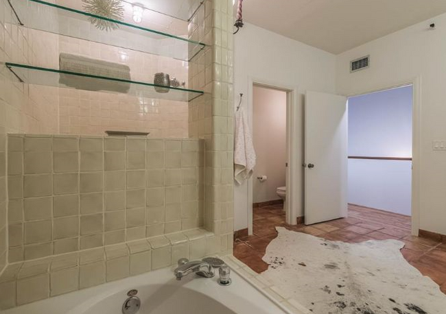 Building Photo - 1025 Shepherd-4414