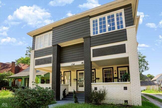 Foto del edificio - 1728 N Delaware St