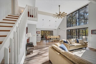 Building Photo - 126 Parks Mill Dr