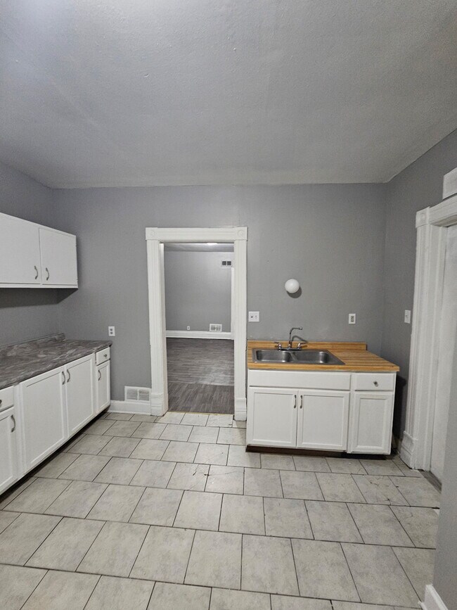 Foto del edificio - 1436 N 30th St