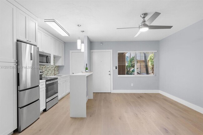 Building Photo - 6330 SW 79th St