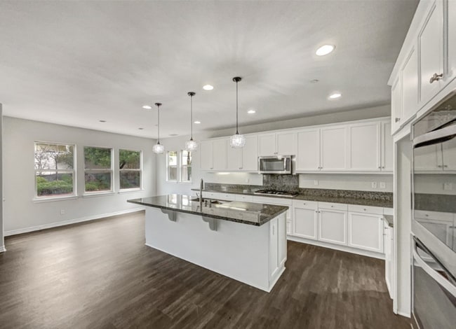Building Photo - 32676 Quiet Trail Dr