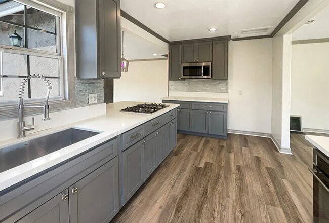 Foto del edificio - 734 W 139th St