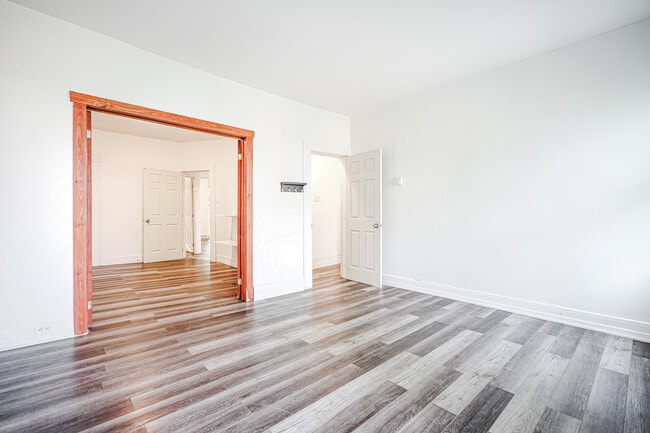 Photo du bâtiment - 8701 Av. Souligny
