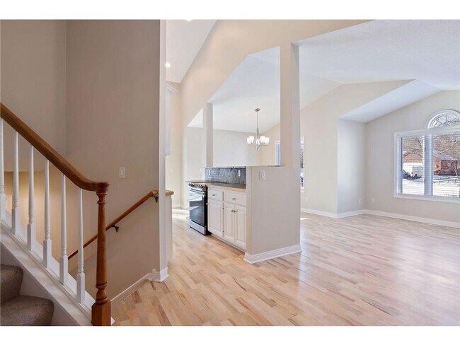 Foto del edificio - 126 Willow Dr