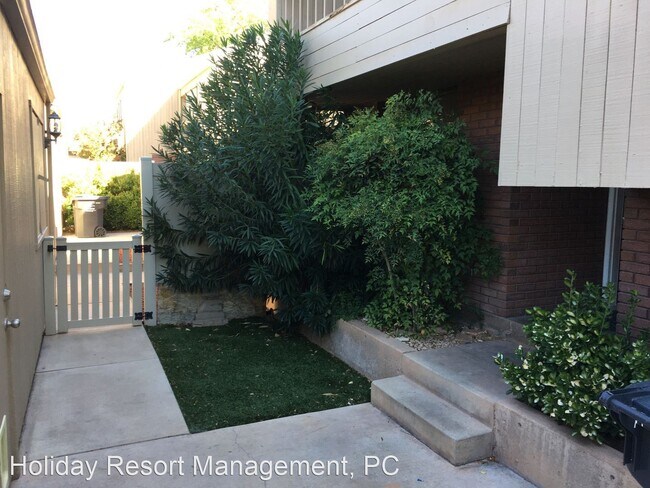 Building Photo - 3 br, 2.5 bath House - 3458 Chaparral Drive