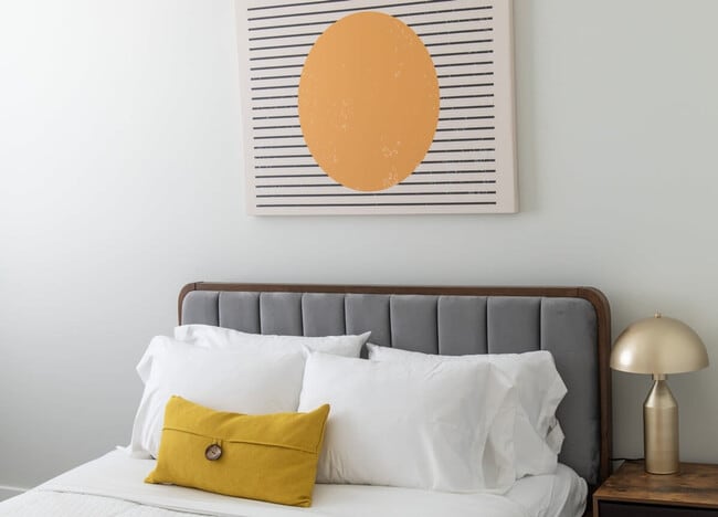 Foto del edificio - 601 E Pete Rose Wy