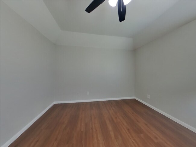 Foto del edificio - 21414 Jamals Way