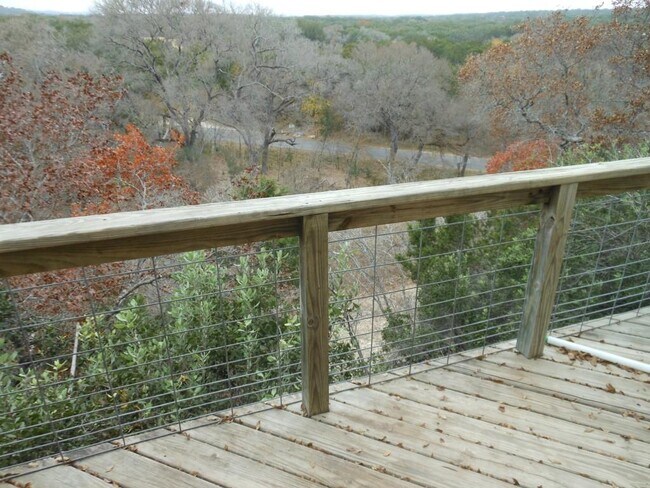 Building Photo - 154 Shady Bluff Dr
