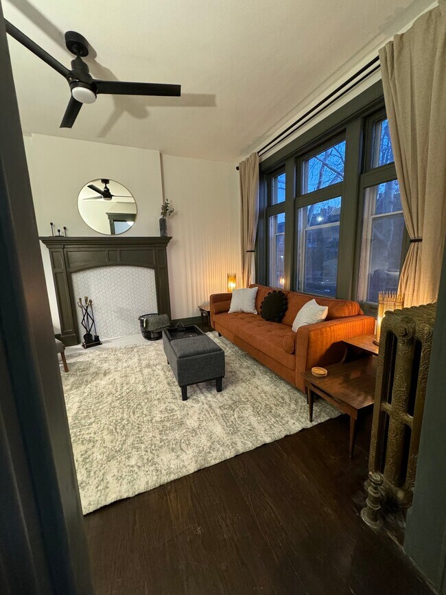 Foto del edificio - 3319 Halliday Ave