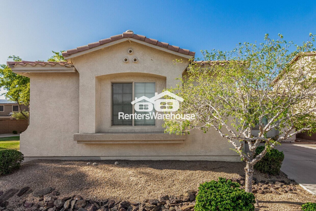 Foto principal - 17392 W Morning Glory St