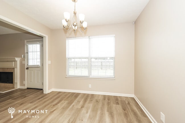 Foto del edificio - 3104 Sherborne Ct