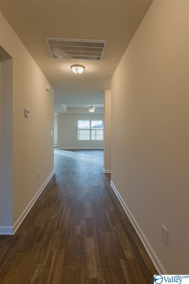 Building Photo - 122 Daymark Dr