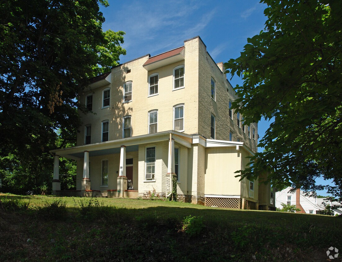 601 Highland Way, Hagerstown, MD 21740 Apartments in Hagerstown, MD