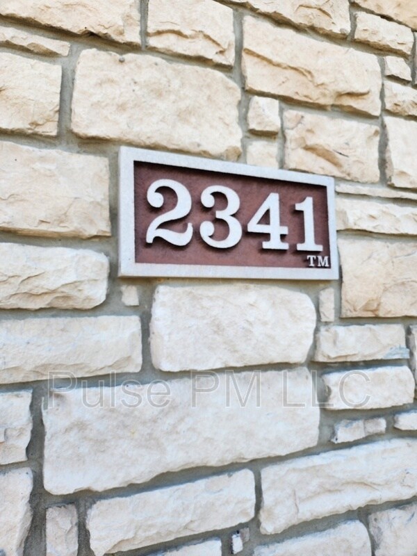 Foto del edificio - 2341 Grandin Ct