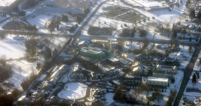 Aerial Photo - 2029 Celadon Dr NE