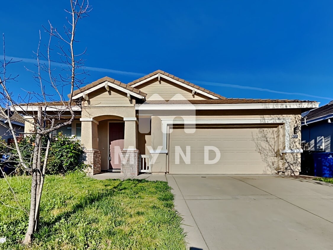 5945 Caddington Way House Rental in Sacramento, CA