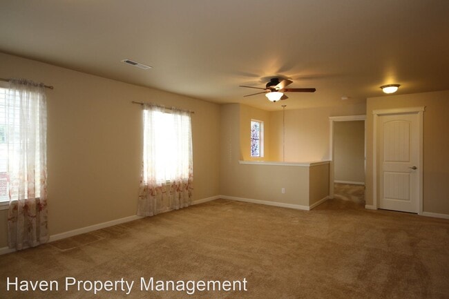 Building Photo - 4 br, 2.5 bath House - 23629 79th Ave Ct E