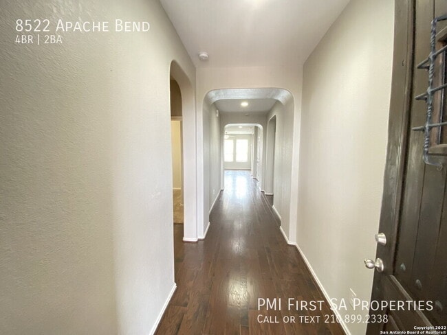 Building Photo - 8522 Apache Bend
