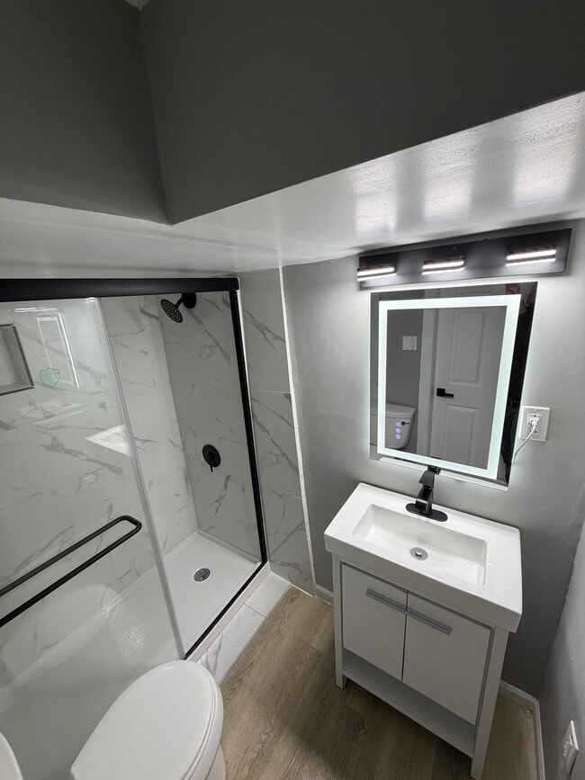 Building Photo - 7805 Central Ave