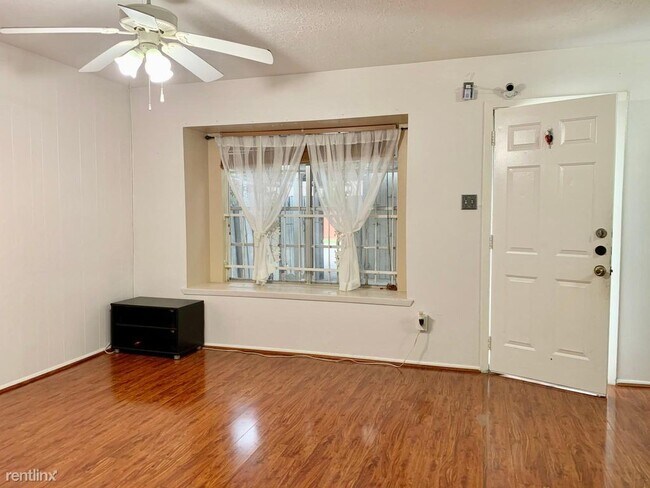 Foto del edificio - 3 br, 2 bath Townhome - 7034 Jetty Ln