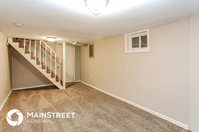 Foto del edificio - 7308 Maywood Ave