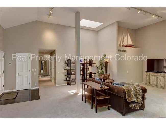 Building Photo - 4755 E Pinewood Cir