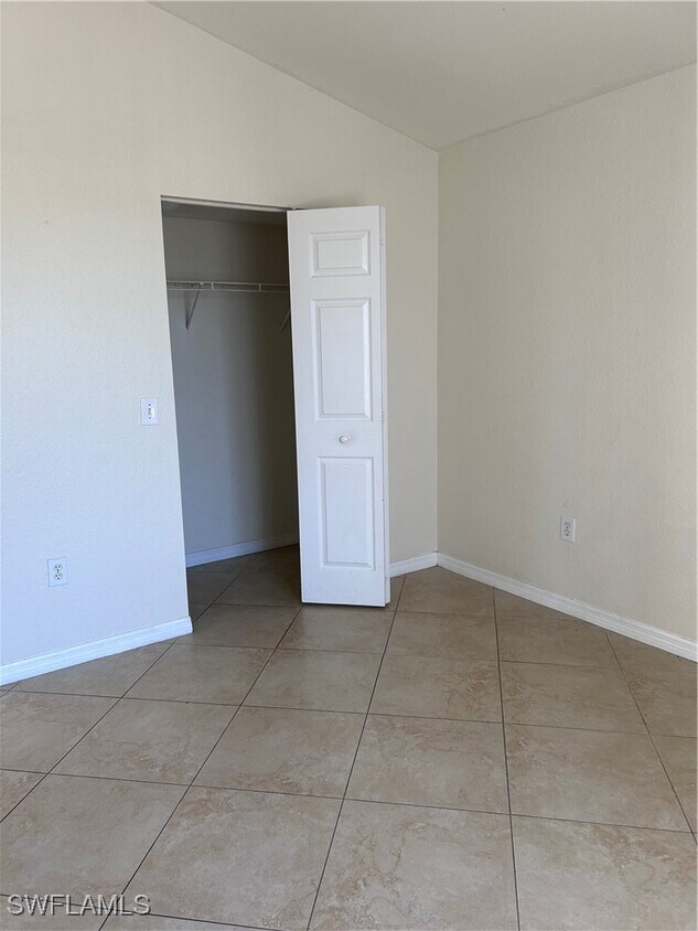 Building Photo - 7905 Preserve Cir