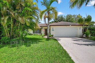 Building Photo - 2700 Yarmouth Dr