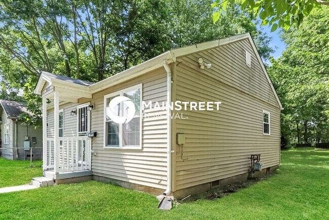 Foto del edificio - 2 Bedroom Pet-Friendly Home in Louisville,...