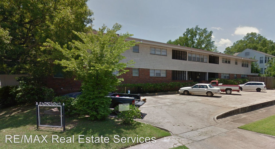 Primary Photo - 205 Merrick St